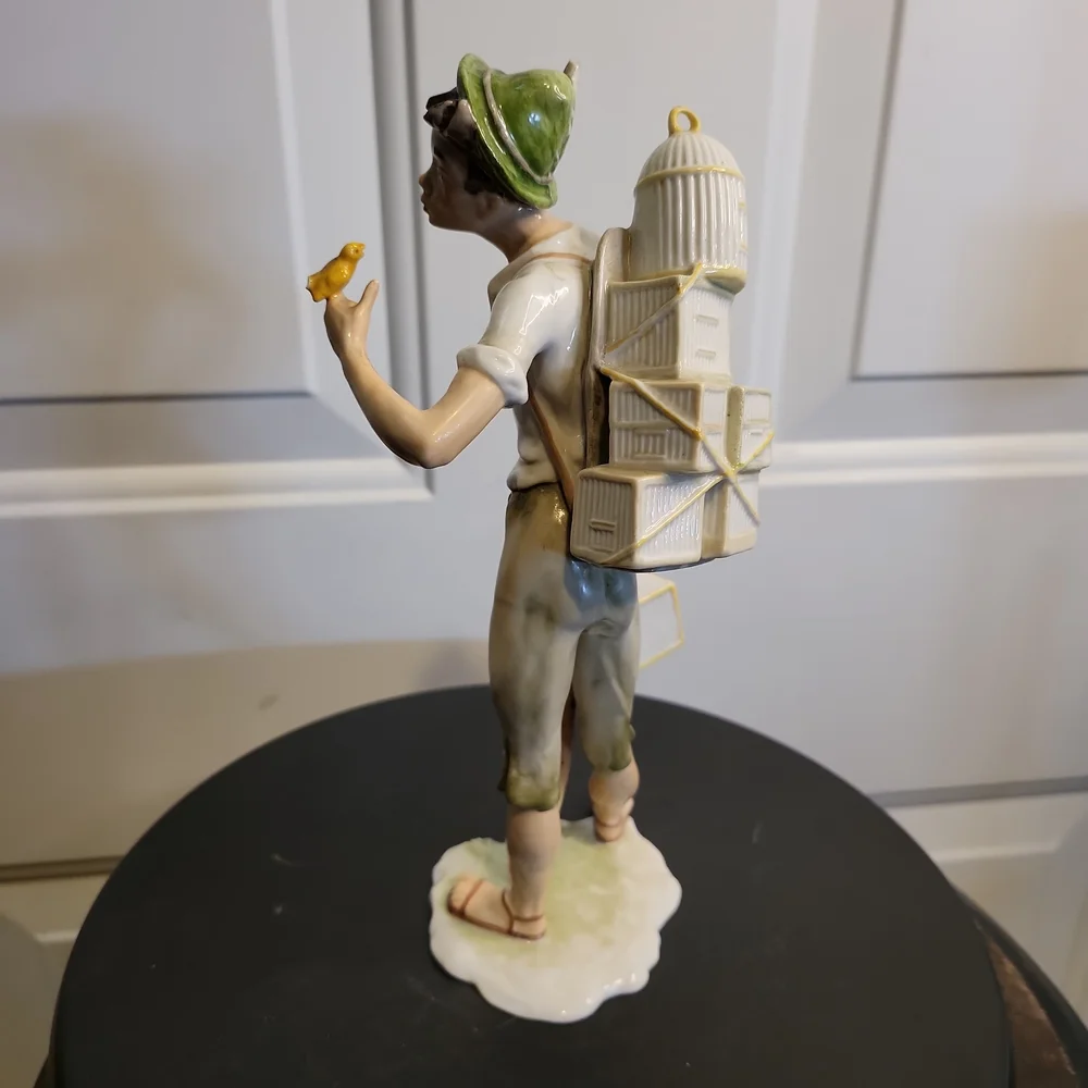 Alka Kunst Bavaria Germany "Bird Seller" #387 Porcelain Figurine - Picture 5 of 11
